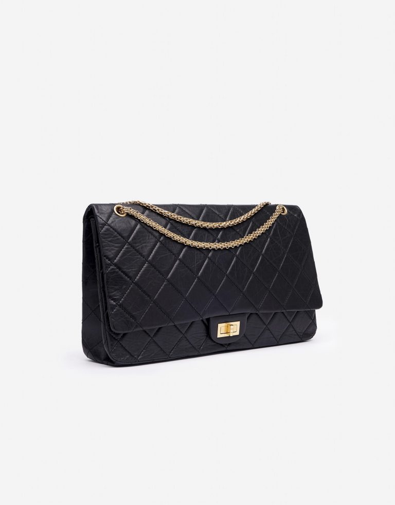 Chanel 255 Maxi Double Flap Black Saclàb Side