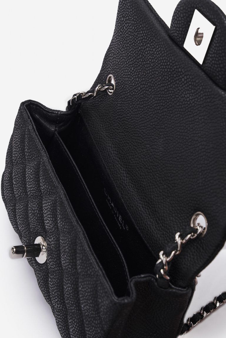 Chanel Timeless Extra Mini Caviar Black Saclàb Open