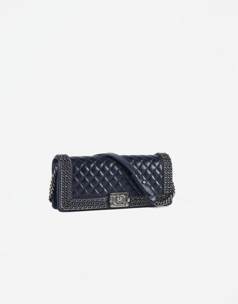 Chanel_Boy_Medium_Calf_Leather_Black