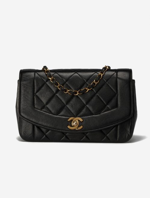 Chanel_Diana_Medium_Lamb_Black