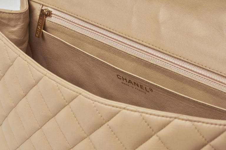 Chanel Classic Single Flap Jumbo Lambskin Beige Saclàb Inside