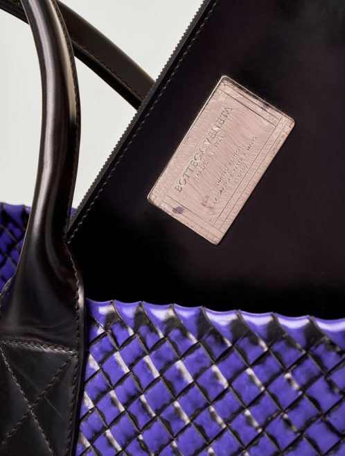 36 Bottega Veneta Cabat Cabat Large Purple Black Saclab