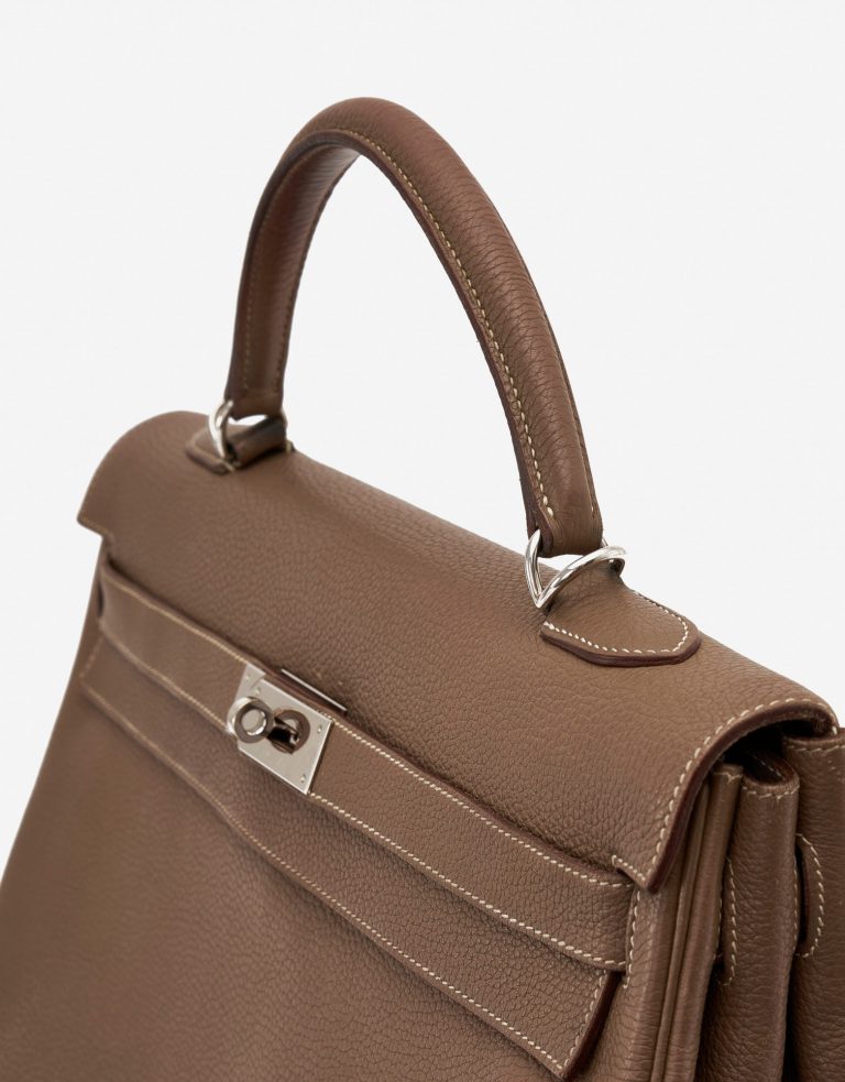 Pre-owned Hermès bag Kelly 40 Clemence Etoupe Beige, Brown | Sell your designer bag on Saclab.com