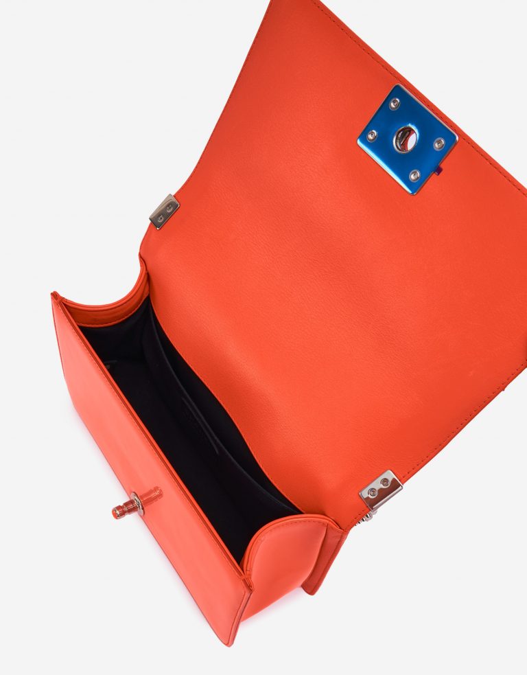 Chanel Boy Bag Medium Patent Leather Coral SACLÀB