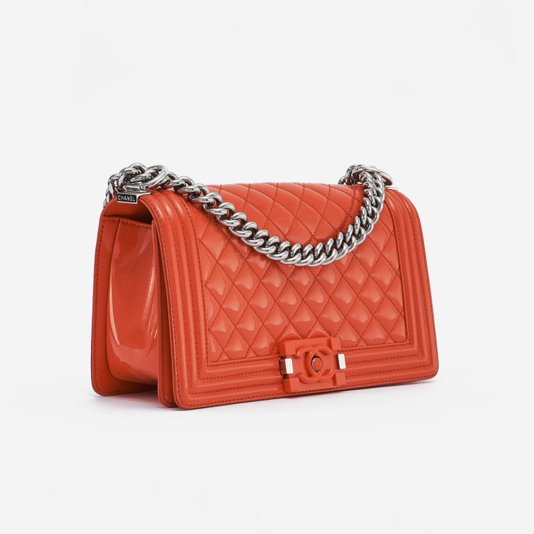 Chanel Boy Bag Medium Patent Leather Coral SACLÀB