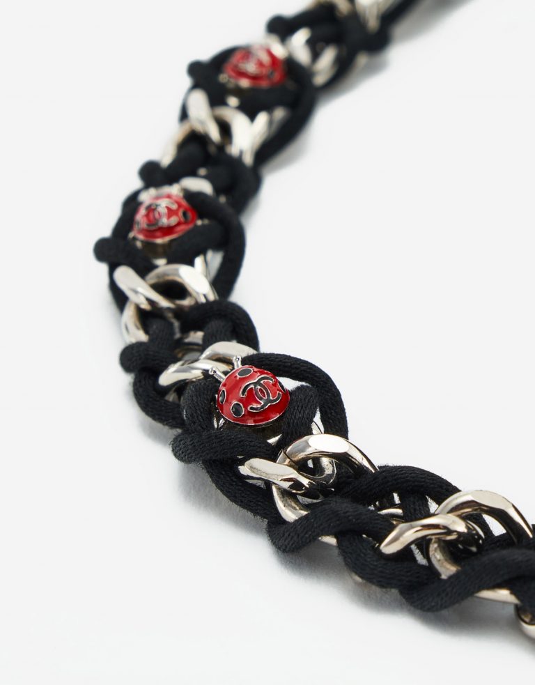 Pre-owned Chanel bag Timeless Medium Lamb Black Ladybug Black | Sell your designer bag on Saclab.com
