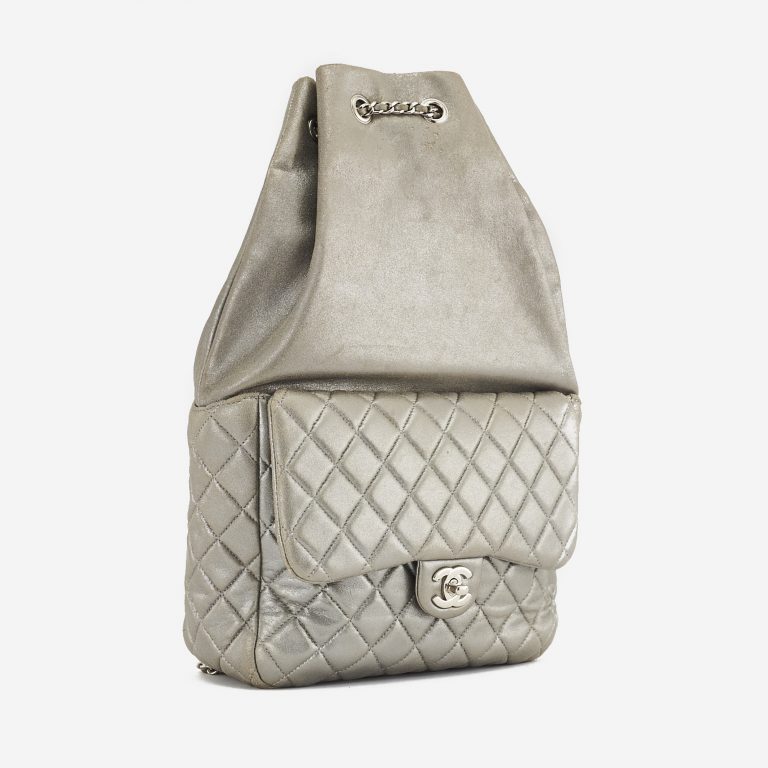 A Chanel Backpack in Seoul in Silver Lambskin on SACLÀB