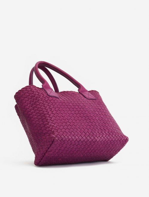 A pre-loved Bottega Veneta Cabat Small Intrecciato Purple on SACLÀB