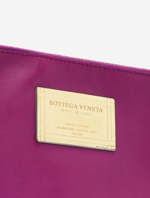 A pre-loved Bottega Veneta Cabat Small Intrecciato Purple on SACLÀB