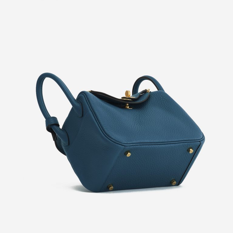 A pre-loved Hermès Lindy Mini Clemence Vert Bosphore on SACLÀB