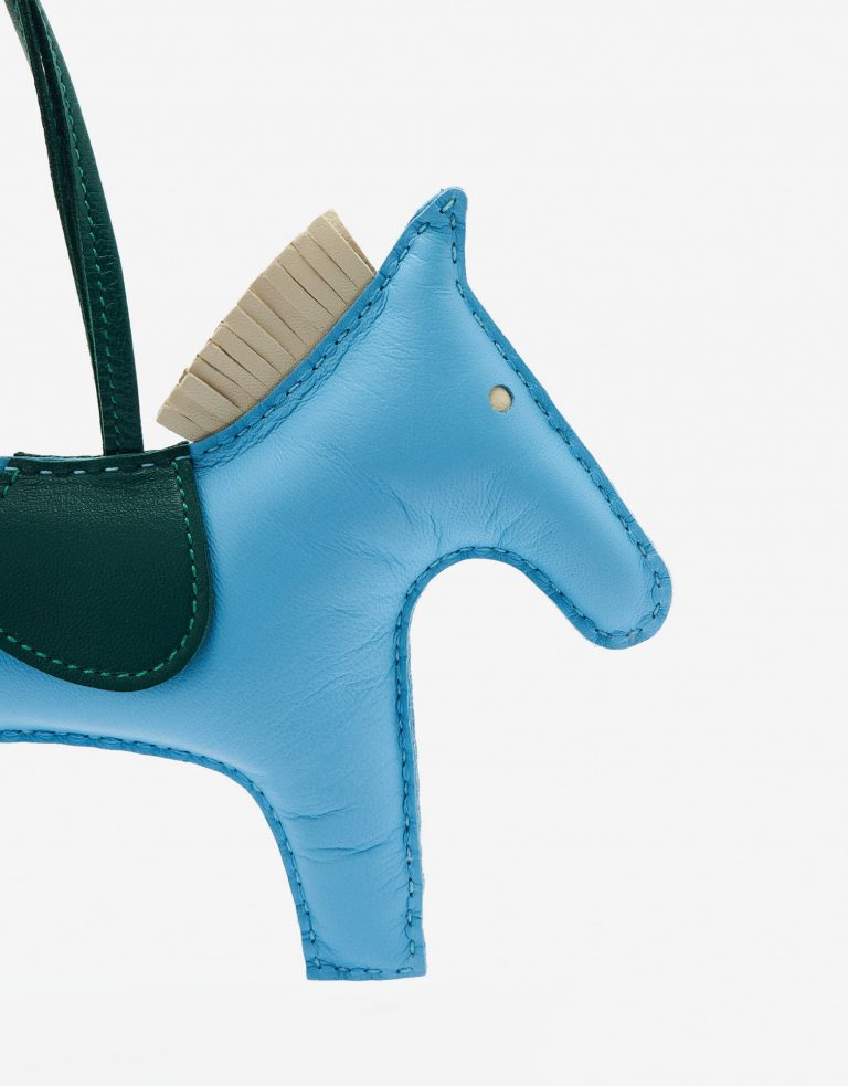 Pre-owned Hermès bag Rodeo Medium Swift Blue Blue | Sell your designer bag on Saclab.com
