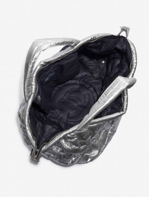 Pre-owned Chanel bag Shopper XXL Nylon Silver Silver | Sell your designer bag on Saclab.com