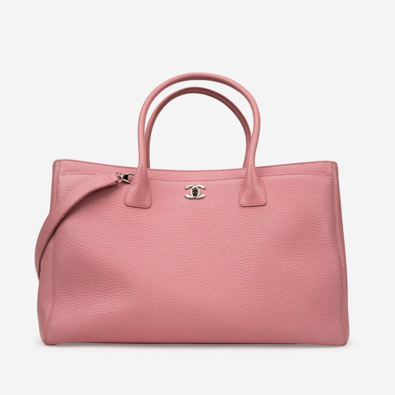 Pre-owned Chanel bag Shopper Medium Calf Pink Pink | Sell your designer bag on Saclab.com