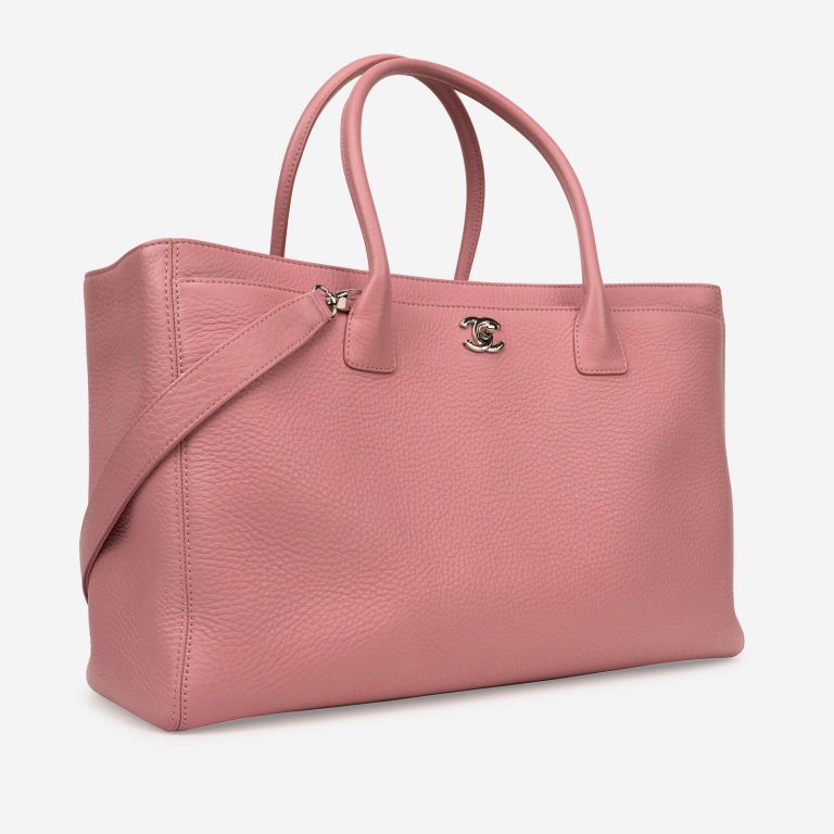 Pre-owned Chanel bag Shopper Medium Calf Pink Pink | Sell your designer bag on Saclab.com