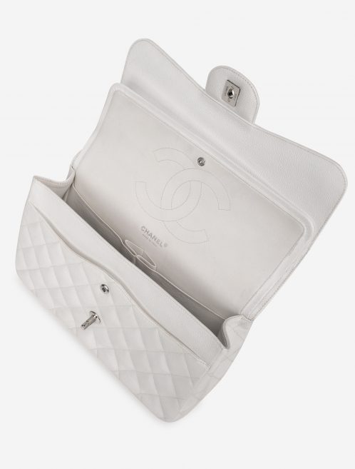 Pre-owned Chanel bag Timeless Jumbo Caviar White White | Sell your designer bag on Saclab.com