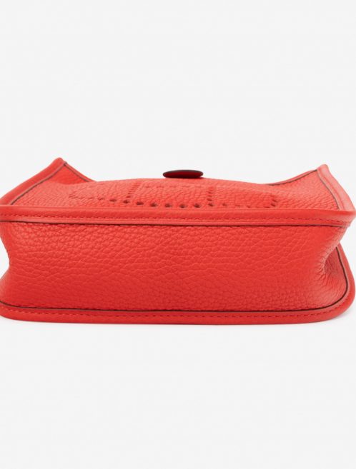 Pre-owned Hermès bag Evelyne 16 Taurillon Clemence Rouge De Coeur Red | Sell your designer bag on Saclab.com