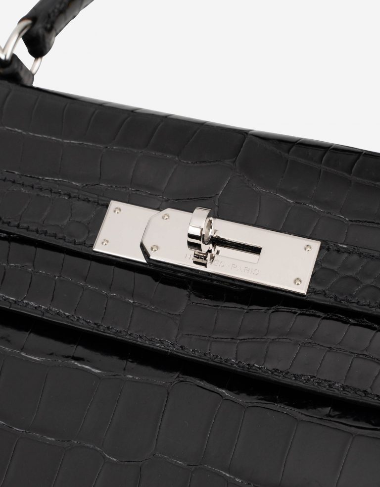 Hermès Kelly 32 Porosus Crocodile Lisse Black