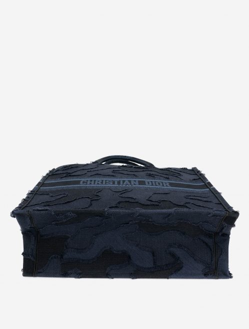 Pre-owned Dior bag Book Tote Large Camouflage Embroidery Blue Blue | Sell your designer bag on Saclab.com