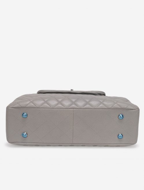 Pre-owned Chanel bag Timeless Shopper Caviar Grey | Sell your designer bag on Saclab.com