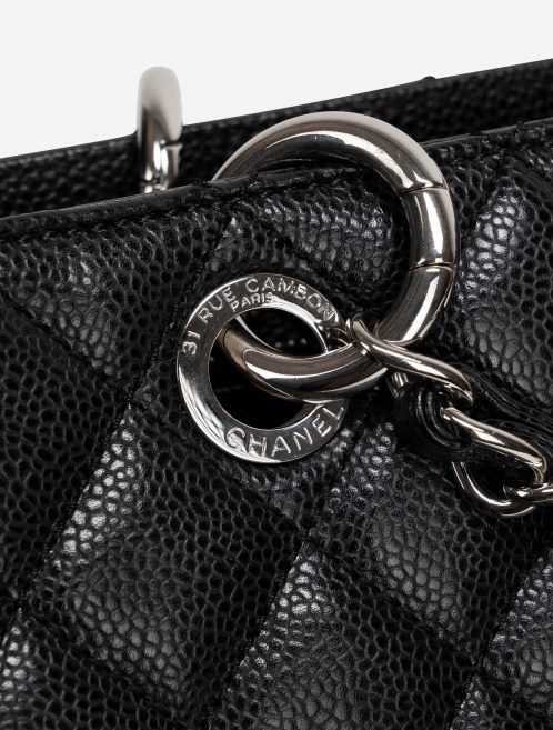 Pre-owned Chanel bag GST Medium Caviar Black Black | Sell your designer bag on Saclab.com