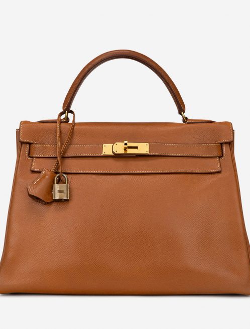 Pre-owned Hermès bag Kelly 32 Courchevel Gold Gold | Sell your designer bag on Saclab.com