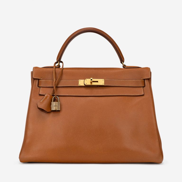Pre-owned Hermès bag Kelly 32 Courchevel Gold Gold | Sell your designer bag on Saclab.com