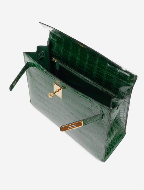Pre-owned Hermès bag Kelly 32 Alligator Vert Emerald Green | Sell your designer bag on Saclab.com