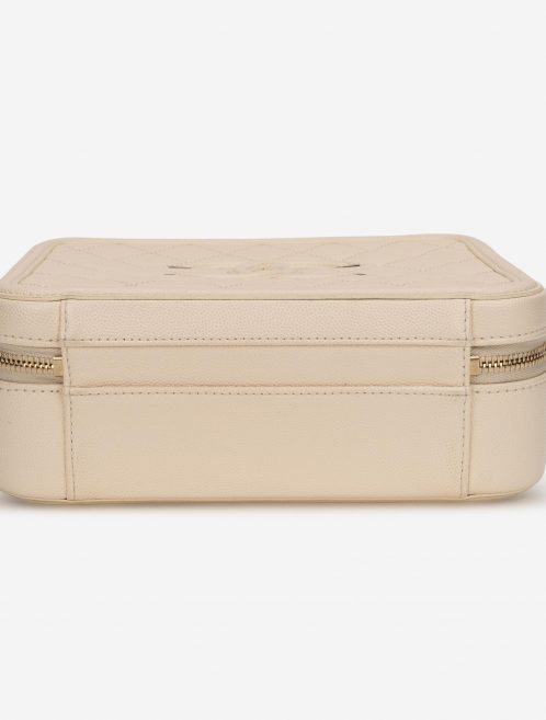 Chanel Vanity Medium Caviar Beige
