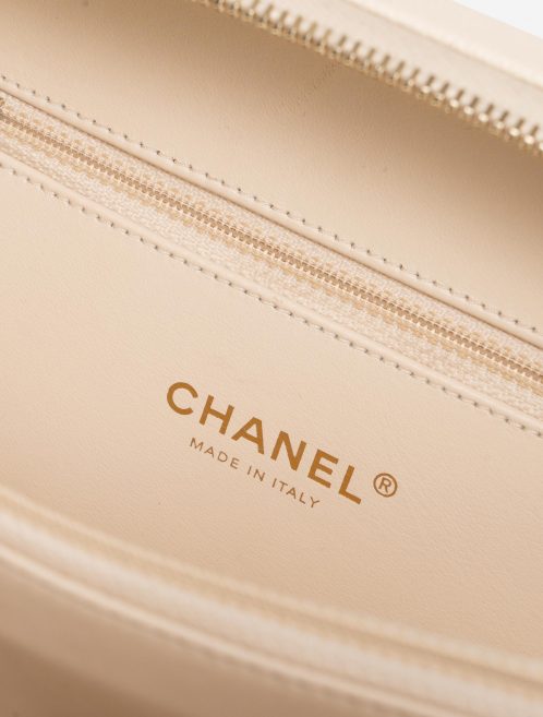 Chanel Vanity Medium Caviar Beige