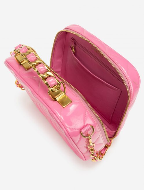Pre-owned Chanel bag Vanity Case Medium Patent Pink Pink | Sell your designer bag on Saclab.com