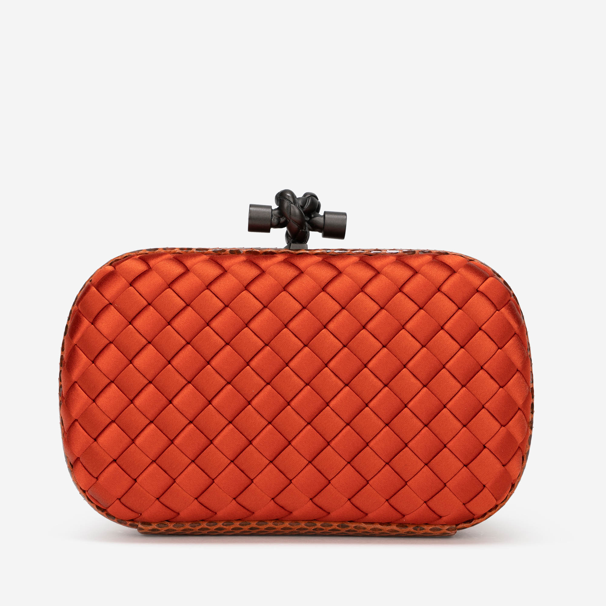 Bottega Veneta Knot Clutch Silk / Python Orange | SACLÀB