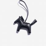 Hermès Rodeo MM Lamb / Alligator Matte SO Black Touch