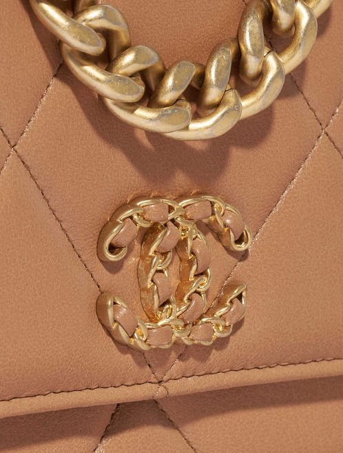 Chanel 19 WOC Lamb Brown
