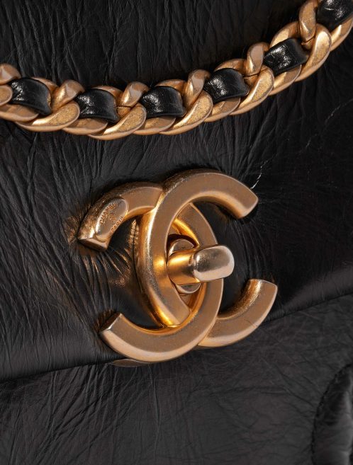 Chanel Timeless Medium Calf / Flower Ornament Black