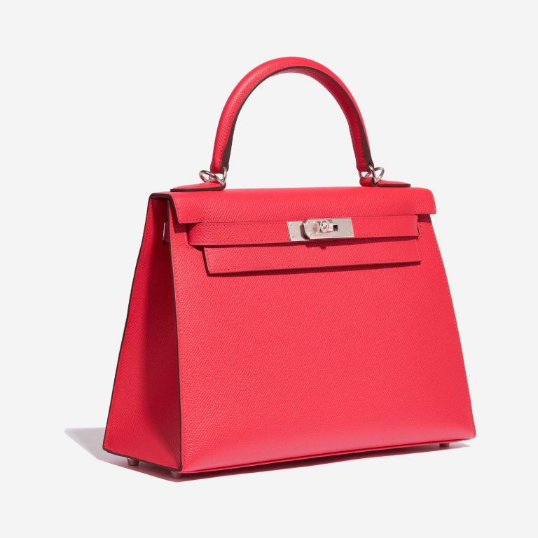 Pre-owned Hermès bag Kelly 28 Epsom Rose Extreme Pink, Rose Side Front | Sell your designer bag on Saclab.com