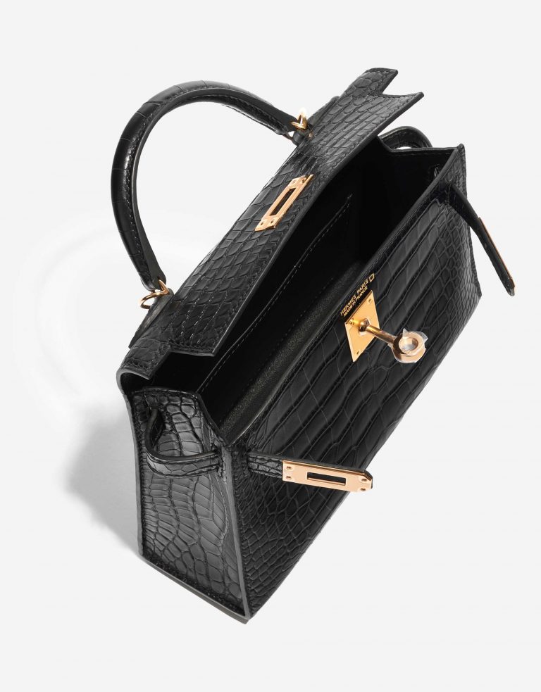 Pre-owned Hermès bag Kelly Mini Matte Alligator Black Black Inside | Sell your designer bag on Saclab.com