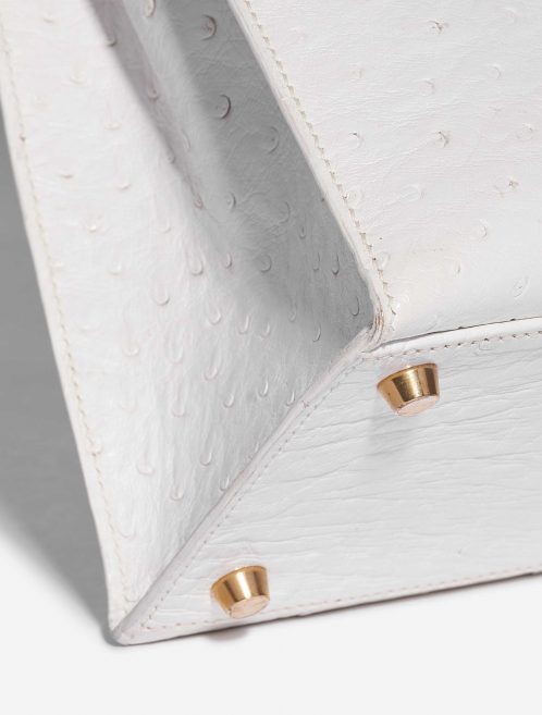 Pre-owned Hermès bag Kelly 32 Ostrich Blanc White Detail | Sell your designer bag on Saclab.com