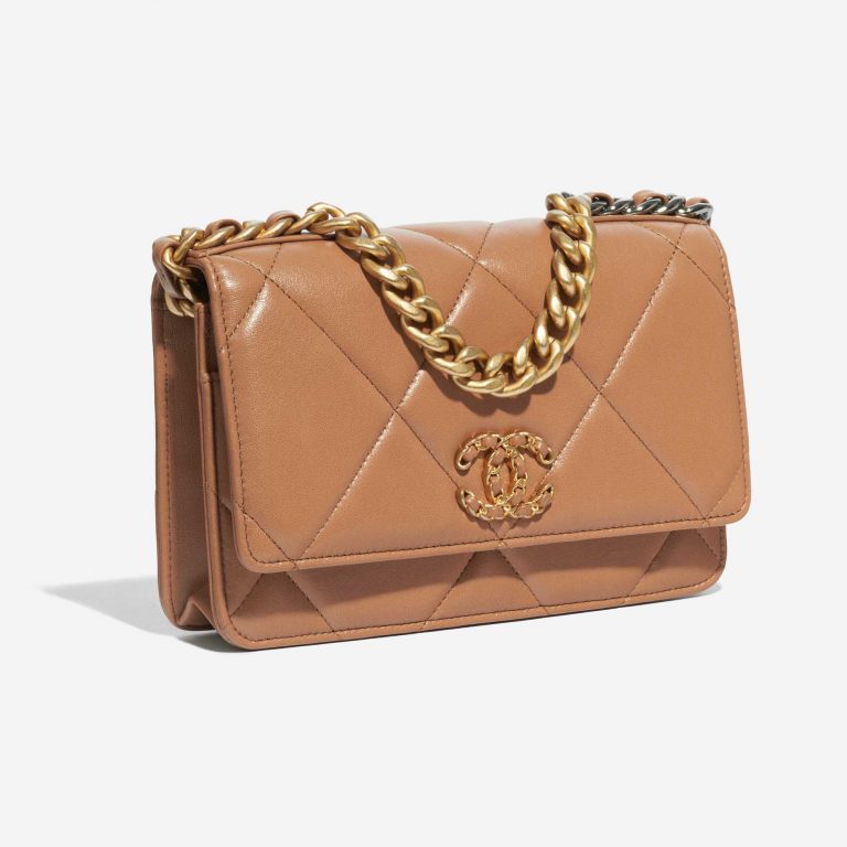 Chanel 19 WOC Lamb Brown