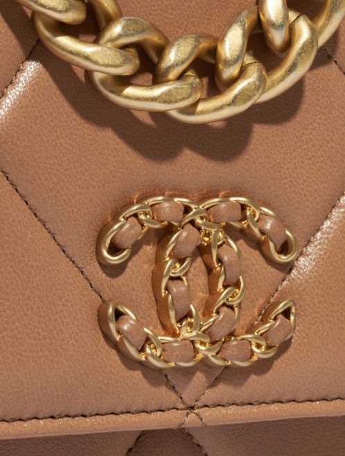 Chanel 19 WOC Lamb Brown