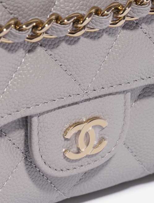 Pre-owned Chanel bag Timeless WOC Caviar Grey Grey Closing System | Sell your designer bag on Saclab.com