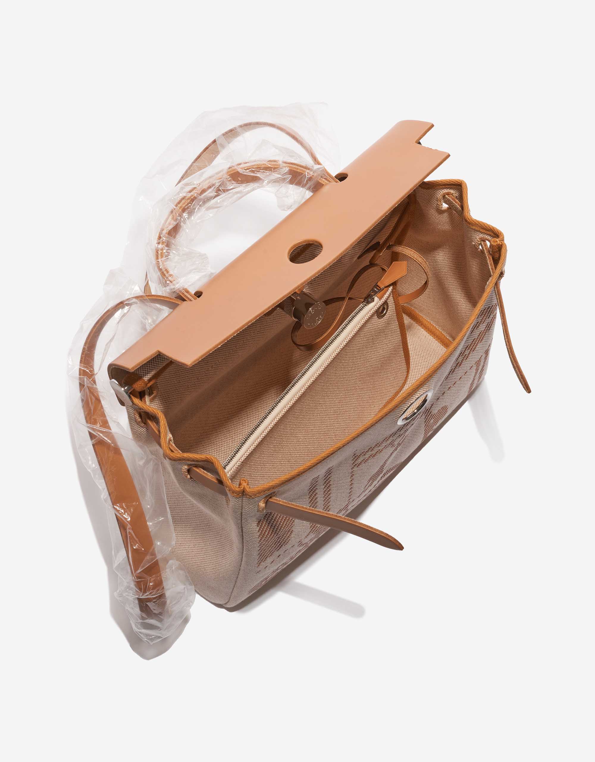 入手困難★送料込♪【HERMES】Herbag Zip 31 Bag Beige Nature 145HermesHerbagZip31VikingEcru
