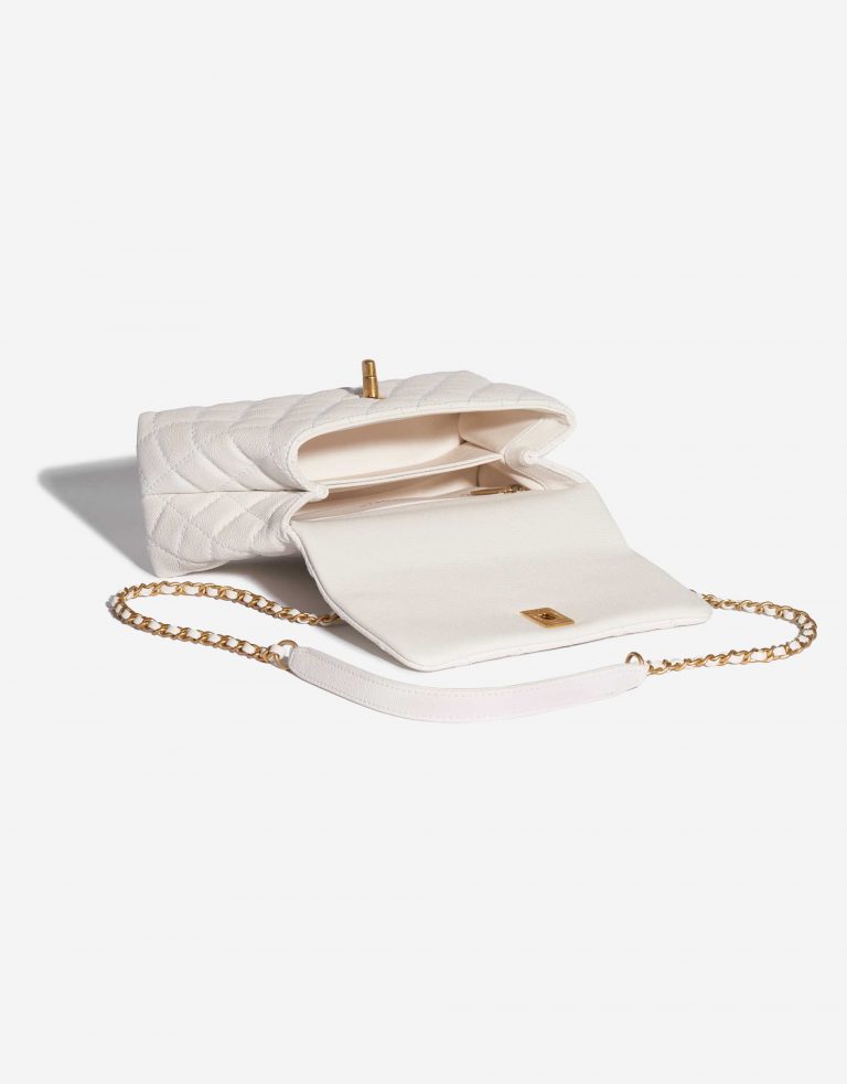 Pre-owned Chanel bag Top Handle Small Caviar Rose White Inside | Sell your designer bag on Saclab.com