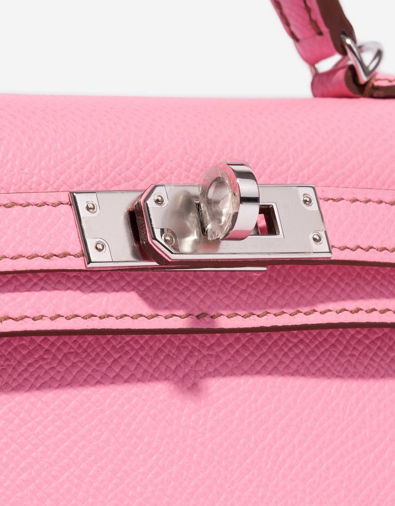 A Kelly 20 in Bubblegum, sold on saclab.com