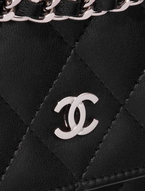 Pre-owned Chanel bag WOC Lamb Black Black Closing System | Sell your designer bag on Saclab.com