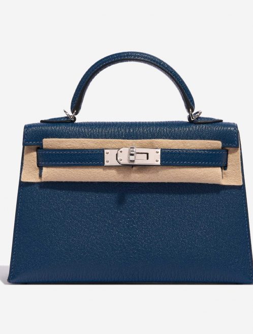 Pre-owned Hermès bag Kelly Mini Chèvre Mysore Deep Blue / Blue Izmir Blue | Sell your designer bag on Saclab.com