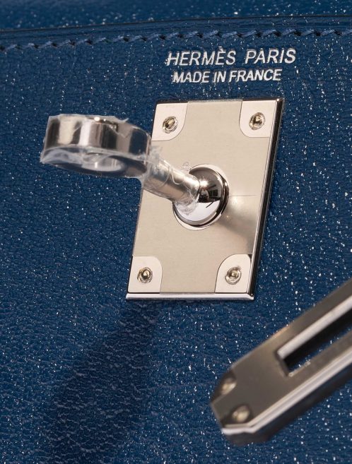 Pre-owned Hermès bag Kelly Mini Chèvre Mysore Deep Blue / Blue Izmir Blue | Sell your designer bag on Saclab.com
