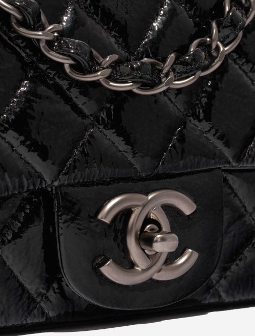 Pre-owned Chanel bag Timeless Mini Square Patent Leather Black Black Closing System | Sell your designer bag on Saclab.com