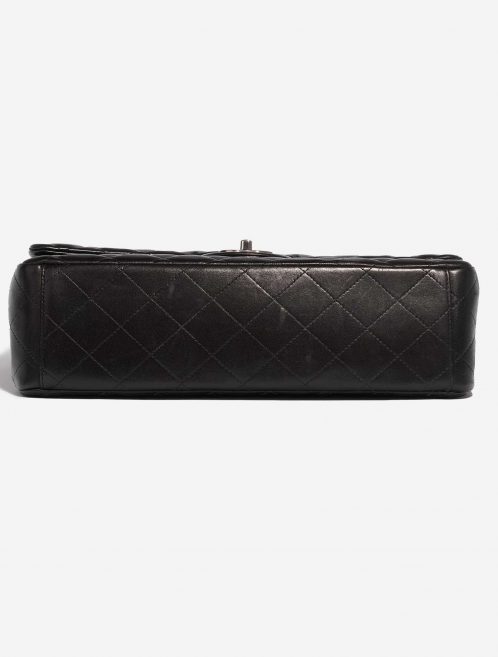 Pre-owned Chanel bag Timeless Maxi Lamb Black Black Bottom | Sell your designer bag on Saclab.com