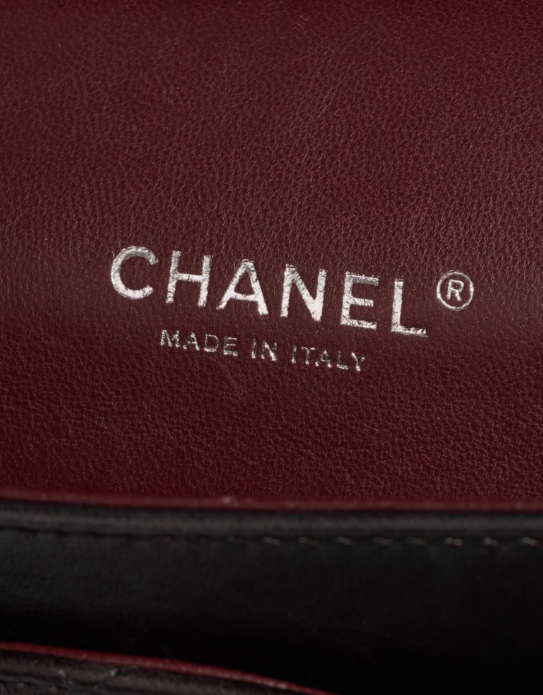 Pre-owned Chanel bag Timeless Maxi Lamb Black Black Logo | Sell your designer bag on Saclab.com