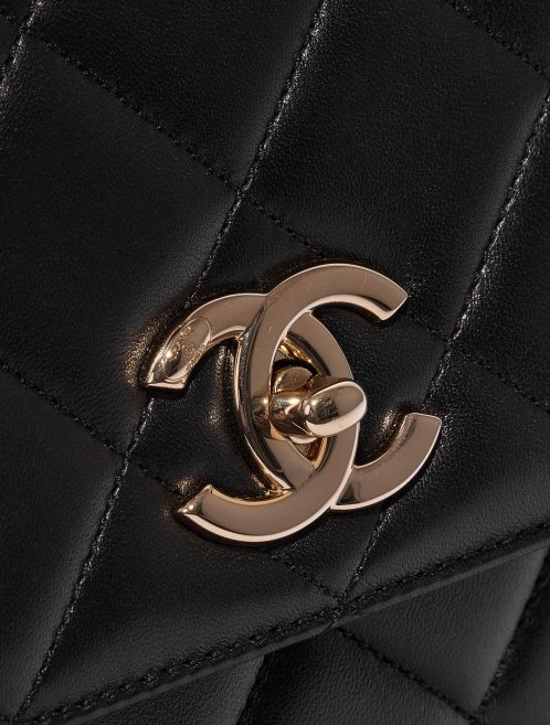 Pre-owned Chanel bag Timeless Handle Medium Calf Black Black Closing System | Sell your designer bag on Saclab.com